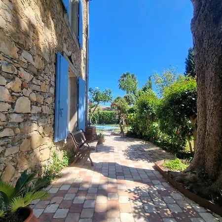 Les Chataignes Ferienhaus *