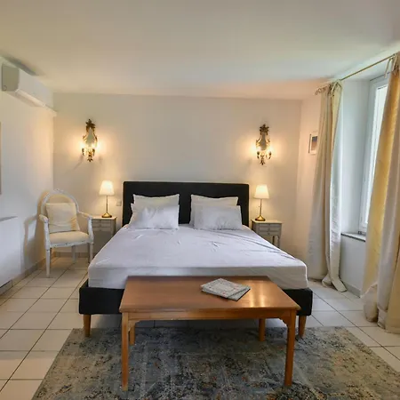Casa de Férias Les Chataignes Canet (Aude)